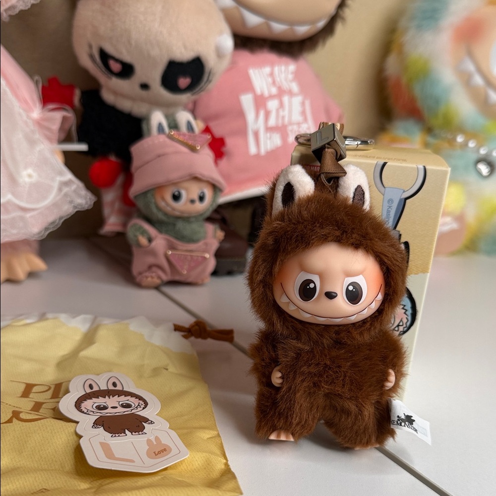 Authentic pin for love letter L labubu